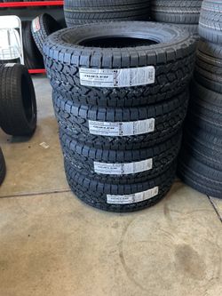 275 70 18 Bridgestone dueler A/T
