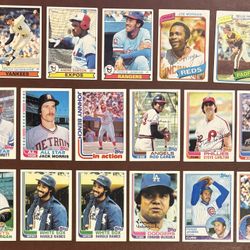 1979-83 Topps Baseball HOF 17-Card Lot