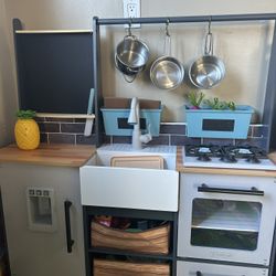 Kids Kraft Play Kitchen With Accessories 