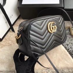 Gucci Black Leather Purse