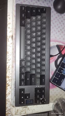 Epomaker Shadow-X Mechanical Keyboard - OLED Screen & Metal Knob