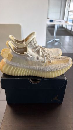 Yeezy 350 light