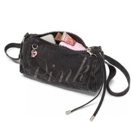 Pink vs duffle bag