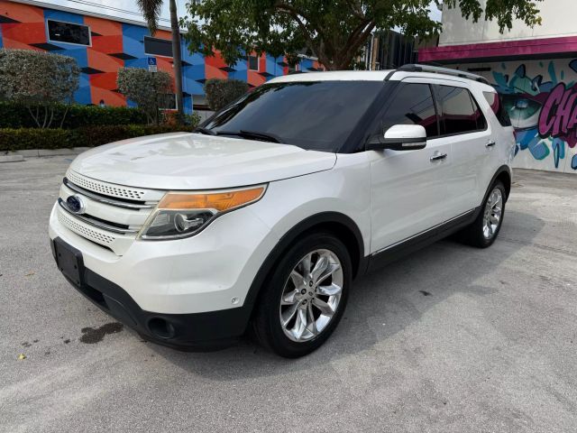 2015 Ford Explorer