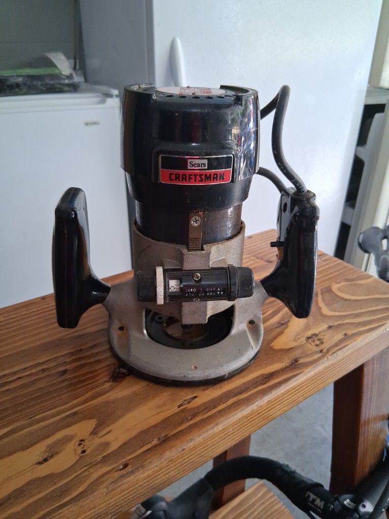 Craftsman Router