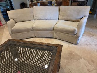 Marge Carlson sofa