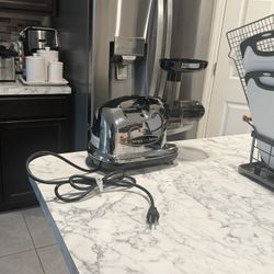 Fruit and Vegetable Juicer