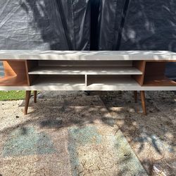 Mesa para TV de 70”