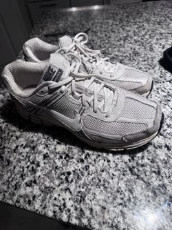 Brand New Nike’s Vomero 5