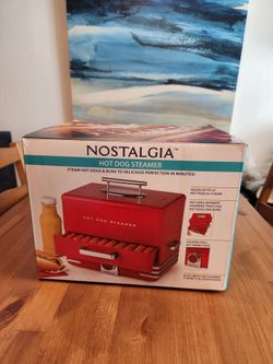 NEW IN BOX Nostalgia Hot Dog Steamer for Hot Dogs & Buns (SE San Diego)