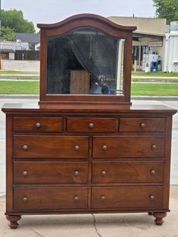 DRESSER WITH MIRROR