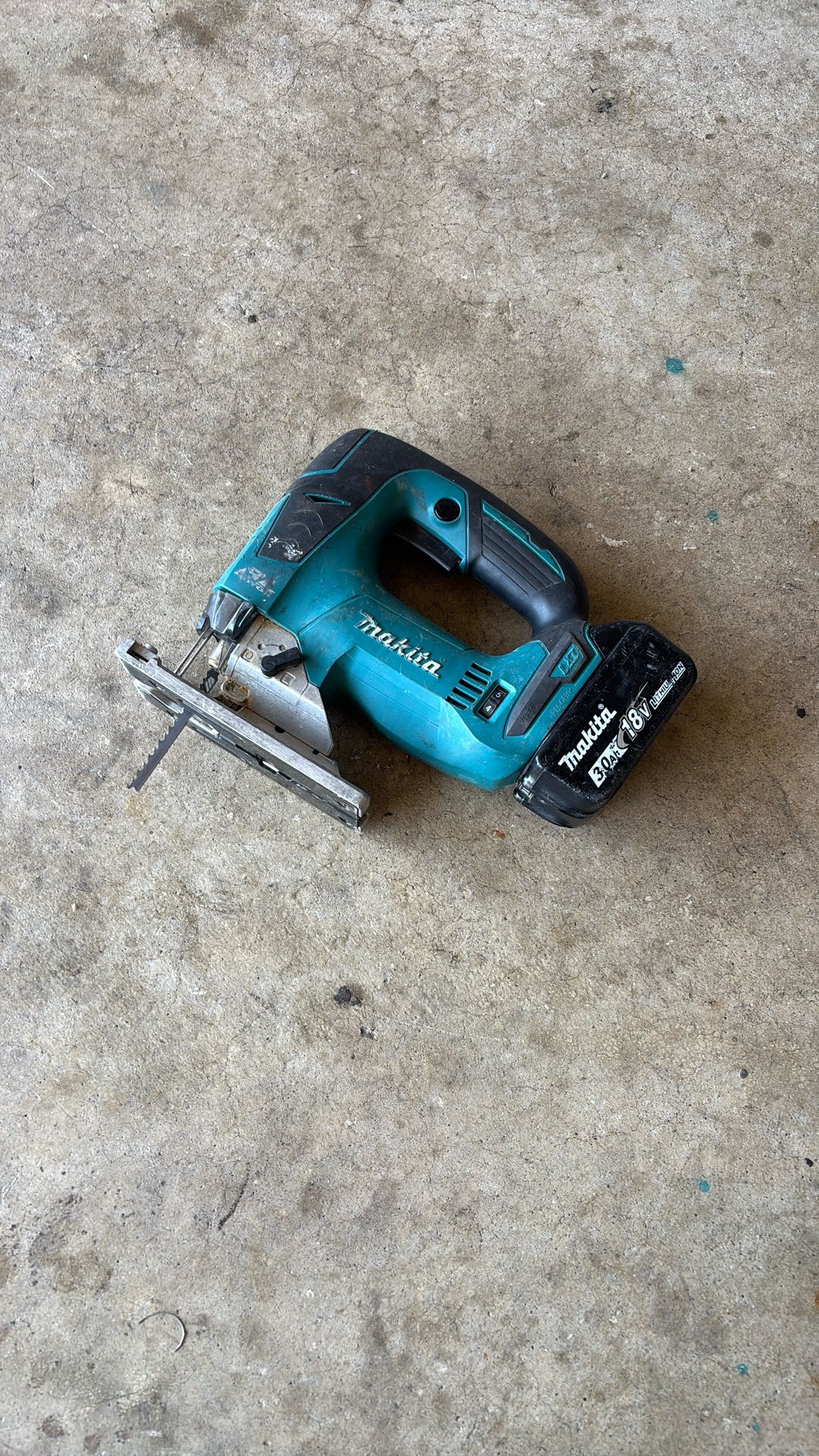 Makita Variable Saw & Dual fast Charger