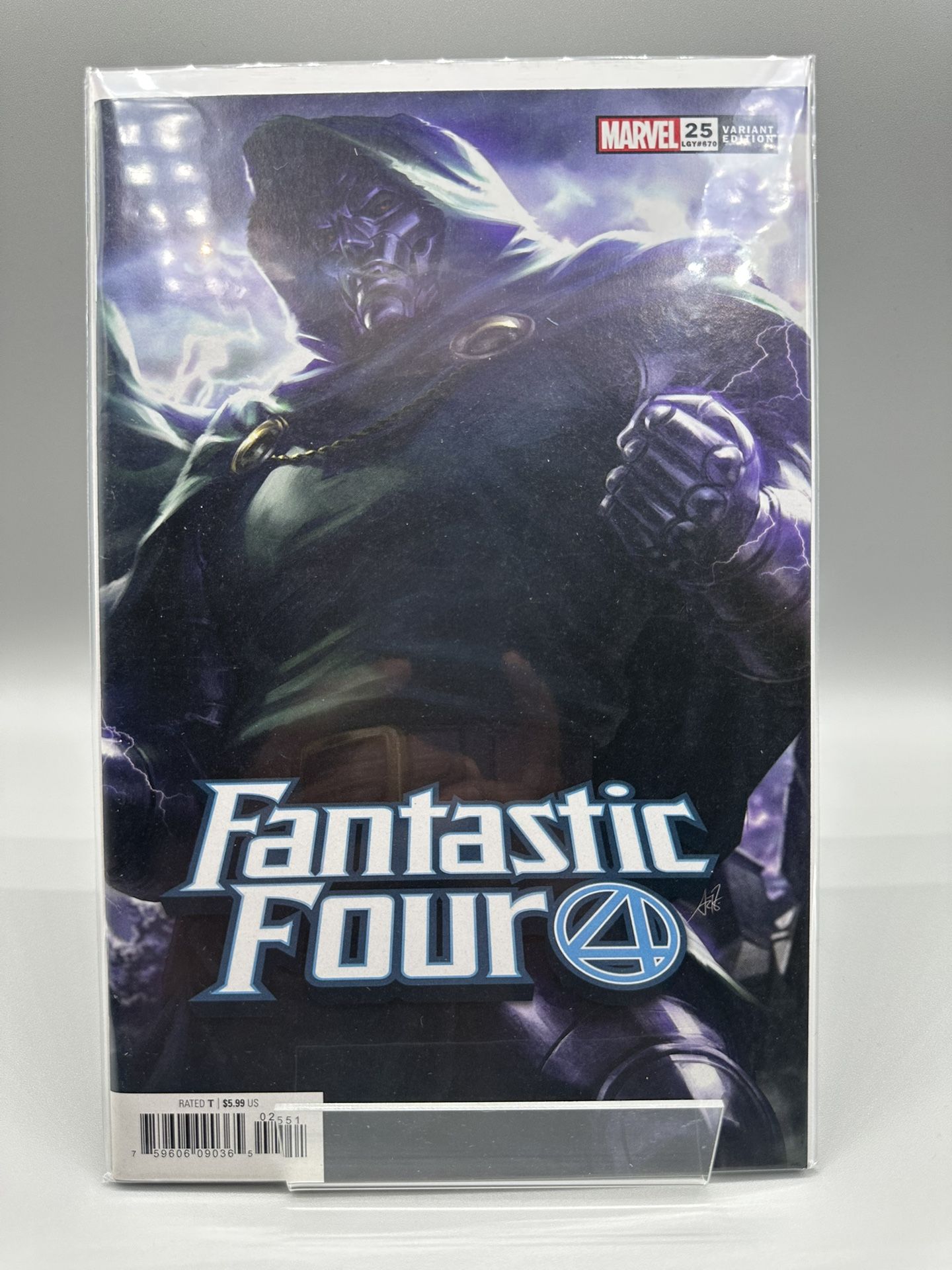 FANTASTIC FOUR #25 LEGACY #640 STANLEY "ARTGERM" LAU VARIANT COVER 2020