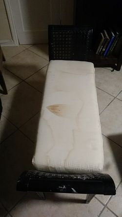Antigue chair