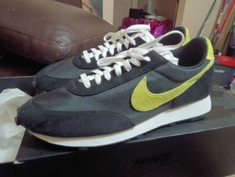 Green black Nike