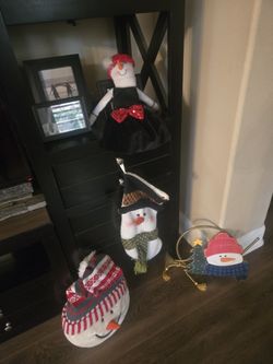 Holiday Decor - Snowman Stocking And Snowmen Decor