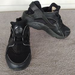 Nike Preschool Huarache Running Shoes Triple Black 704949-016 11C