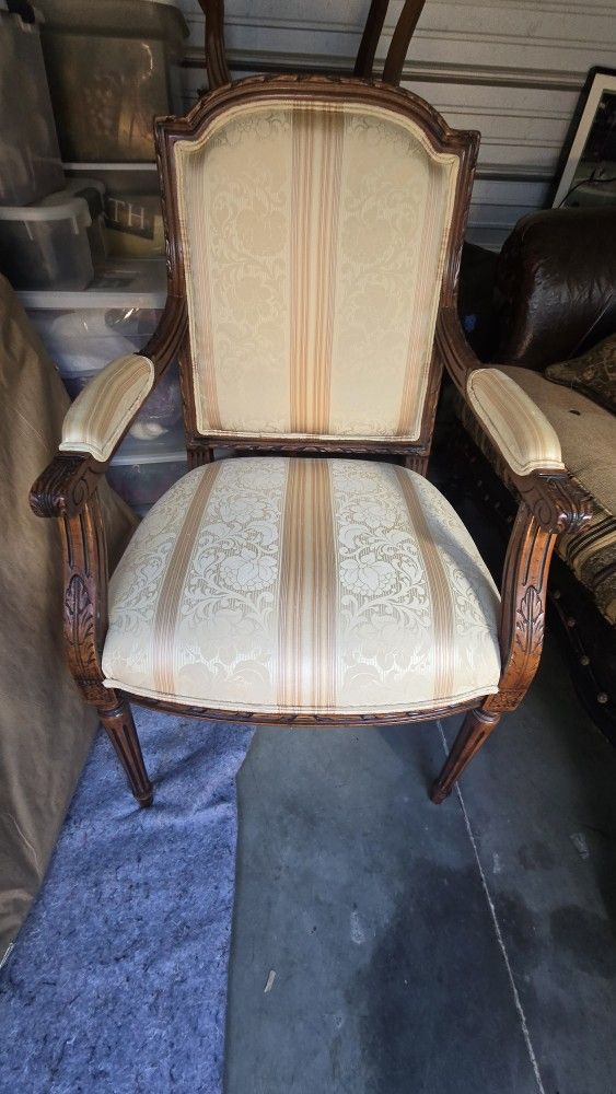 Great Anitique Chair Pure Wood