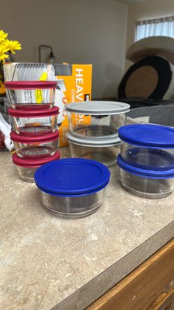 Pyrex Storage Containers