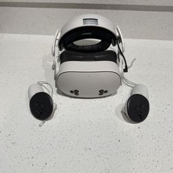 Meta-Quest 3S, Controllers, And 4hr Battery Pack With Head Strap