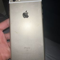 Two iPhone 6 