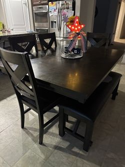 Dinning Table
