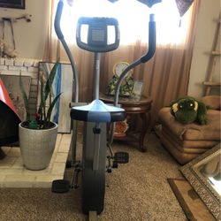 Exercise bike excellent condition