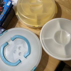 Plastic Containers 