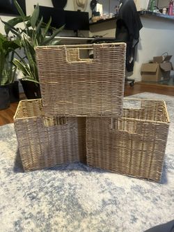 Plastic Wicker Storage Basket