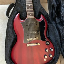 Epiphone Electric Guitar Classic Worn SG Bew With Case 