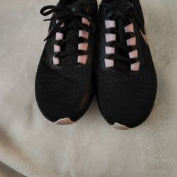 Shoes 👟 Different Price 