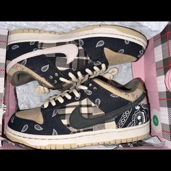Brand new Travis Scott x Nike Dunk Low size 10 (comes with box)
