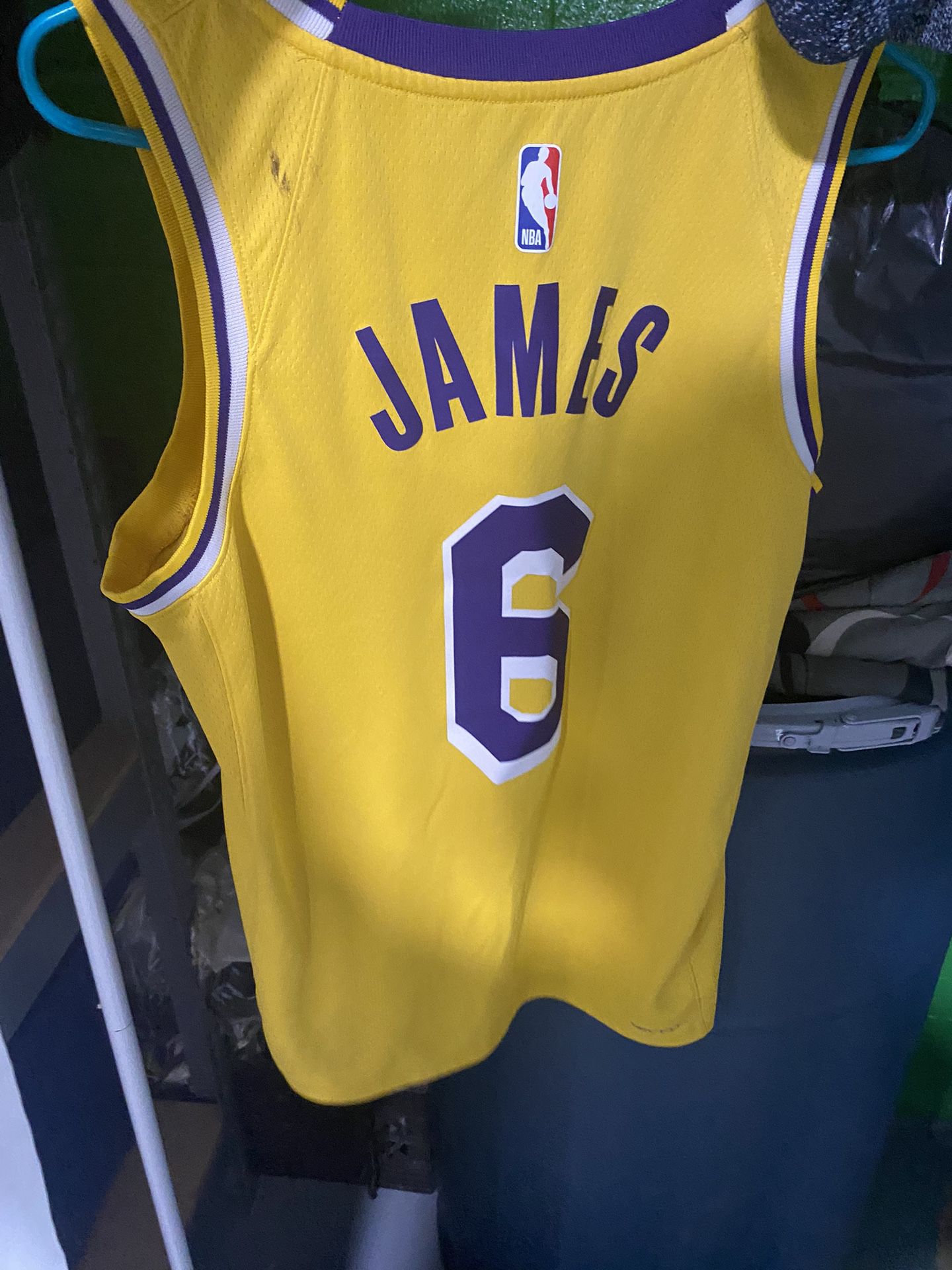 Lebron James Lakers 6 Jersey Medium