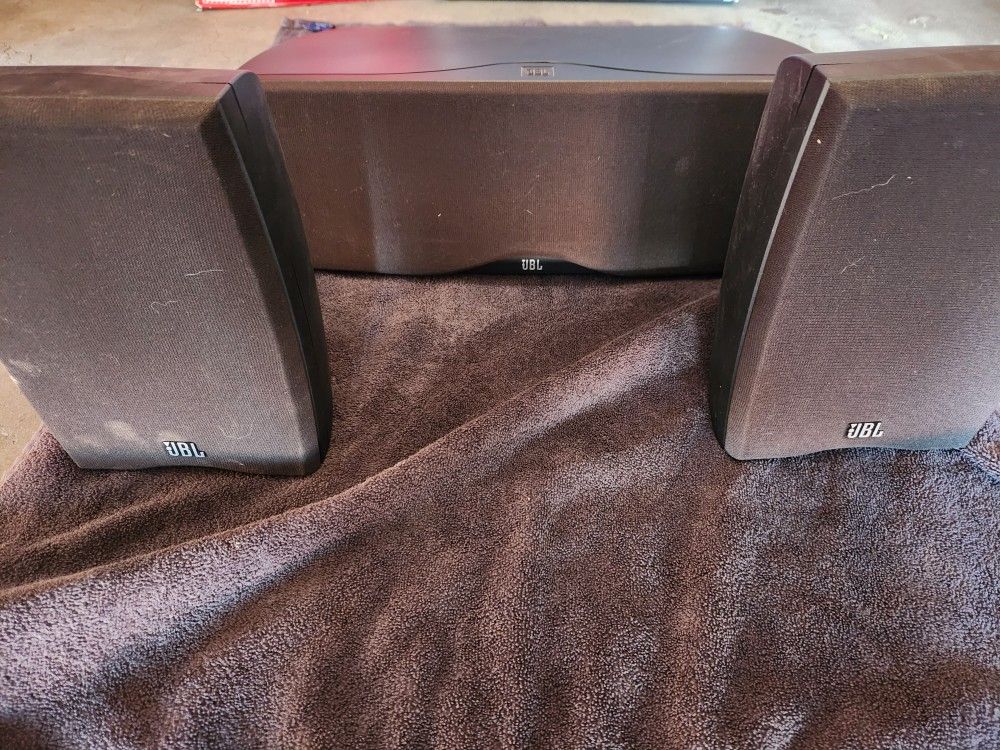 JBL-Pioneer-Harmon/Kardon Soundsystem Setup