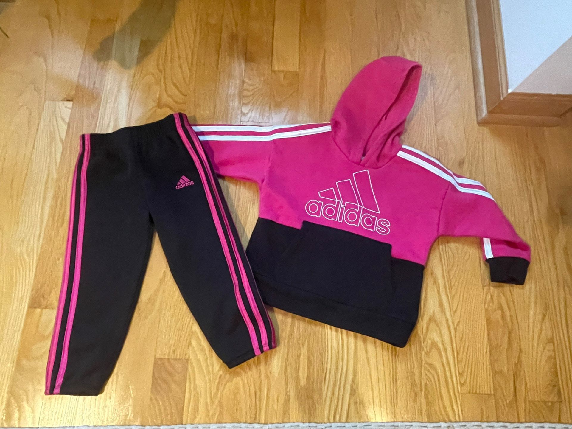 NEW 2 sets of 2T Girl Adidas Hoodie and Pants