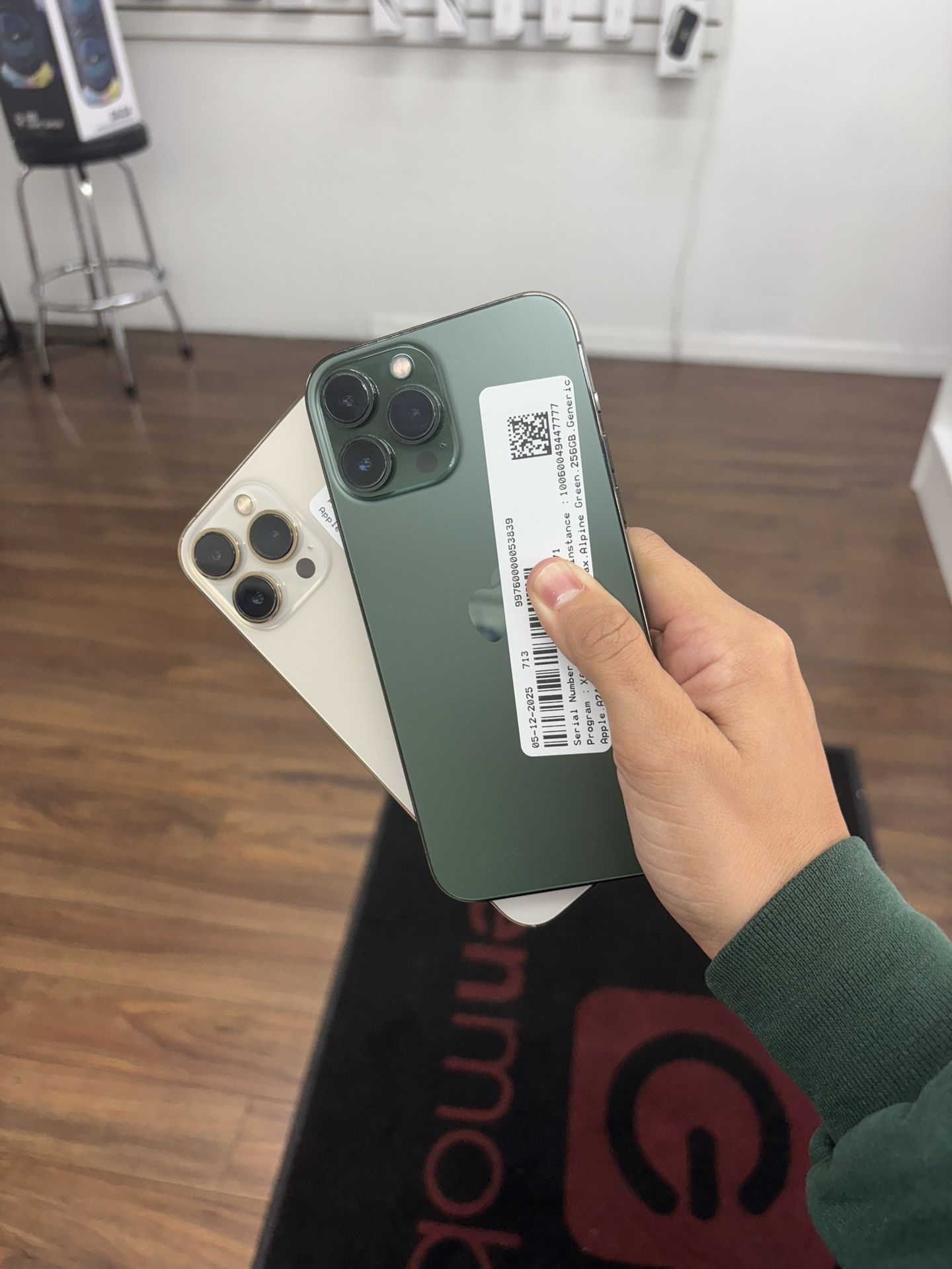 iPhone 13 Pro Max Unlocked 128gb $99 Down