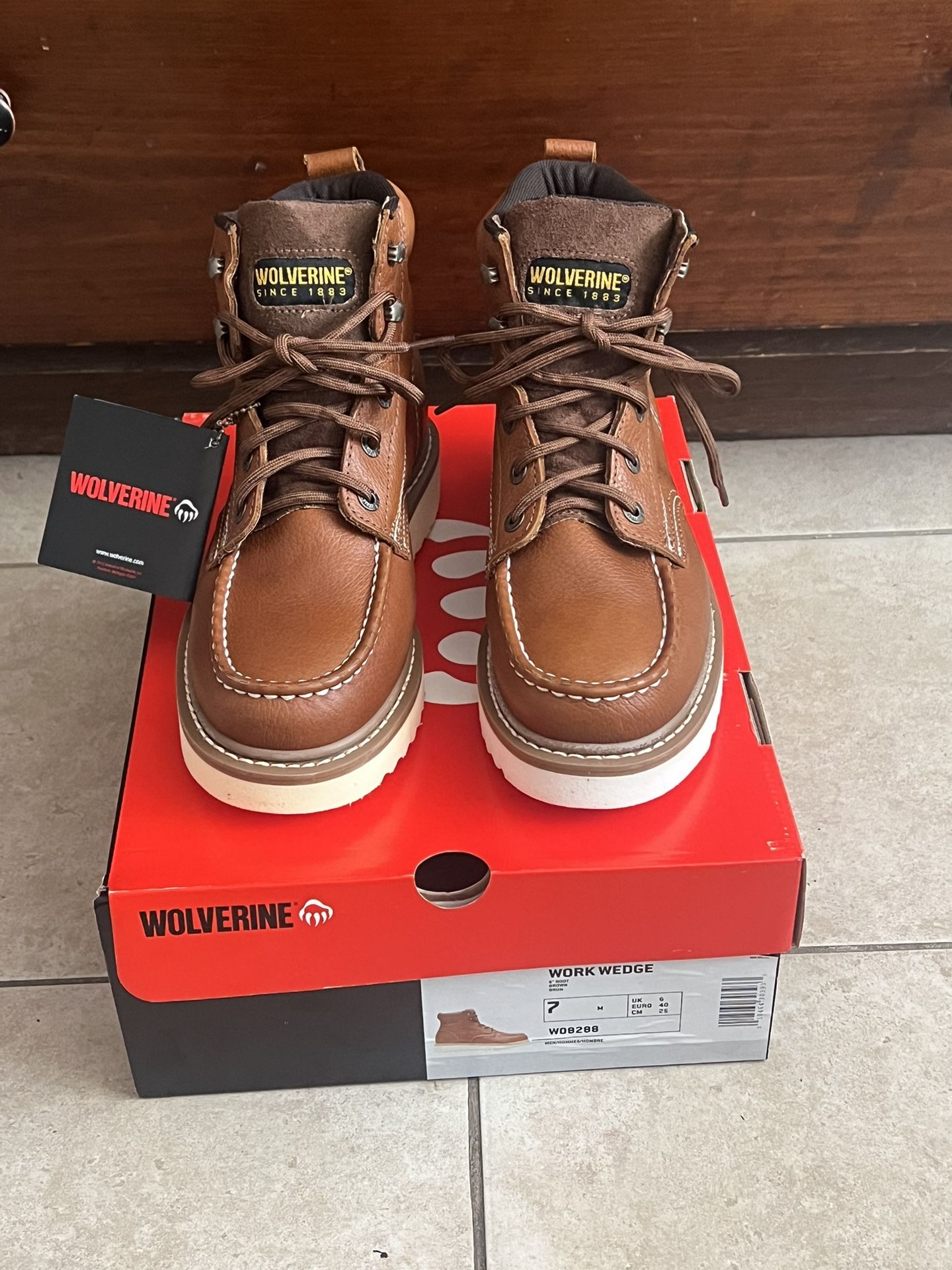 Wolverine boots size 7 Brand new with box $125