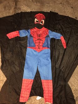Spiderman costume size 3-4 years old
