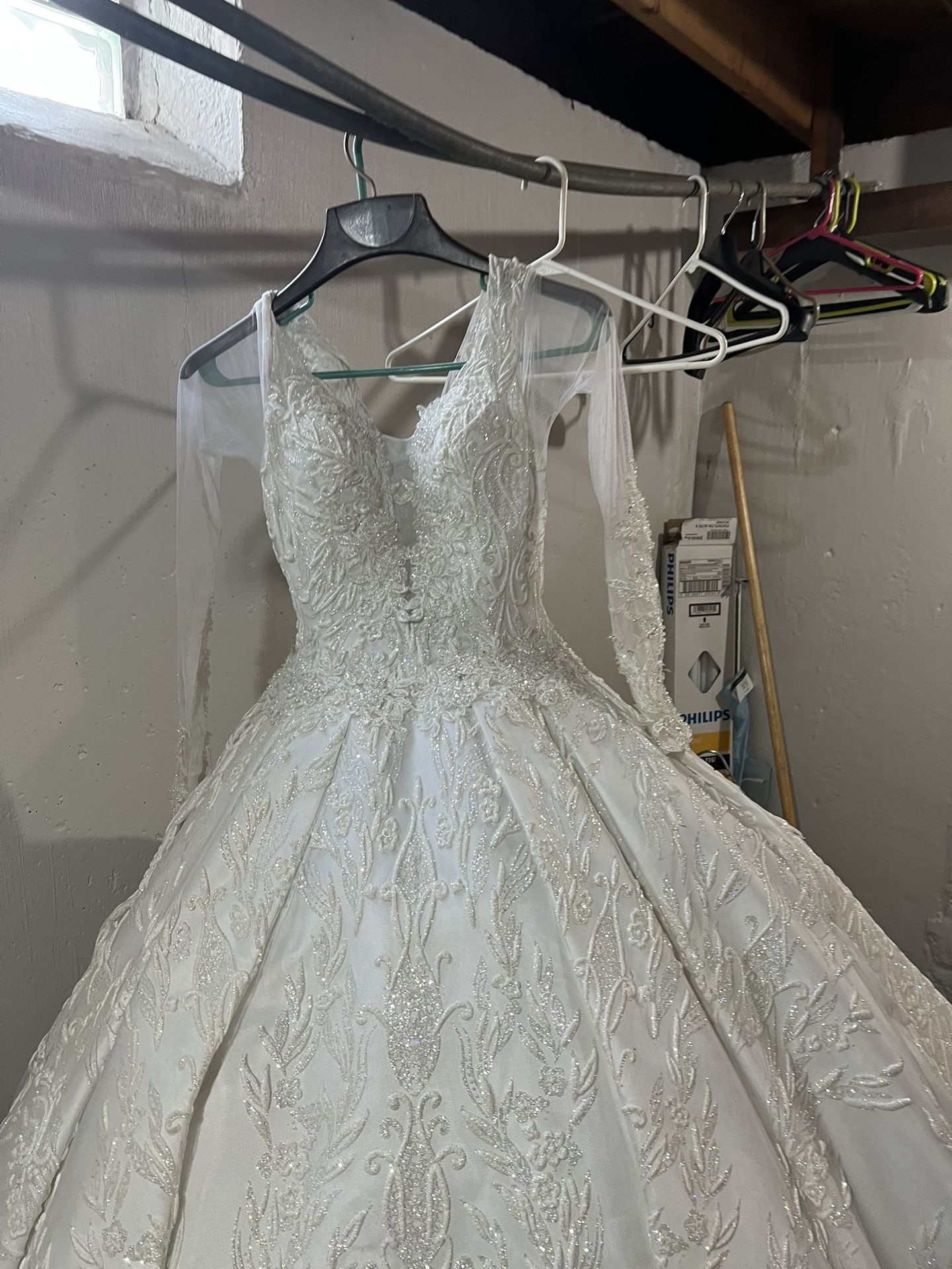 Wedding dress For Sale