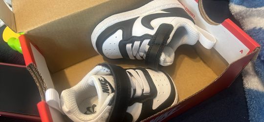Size 2c baby Nike shoes/ New