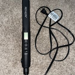 REVLON Perfect Heat Ceramic Digital Flat Iron