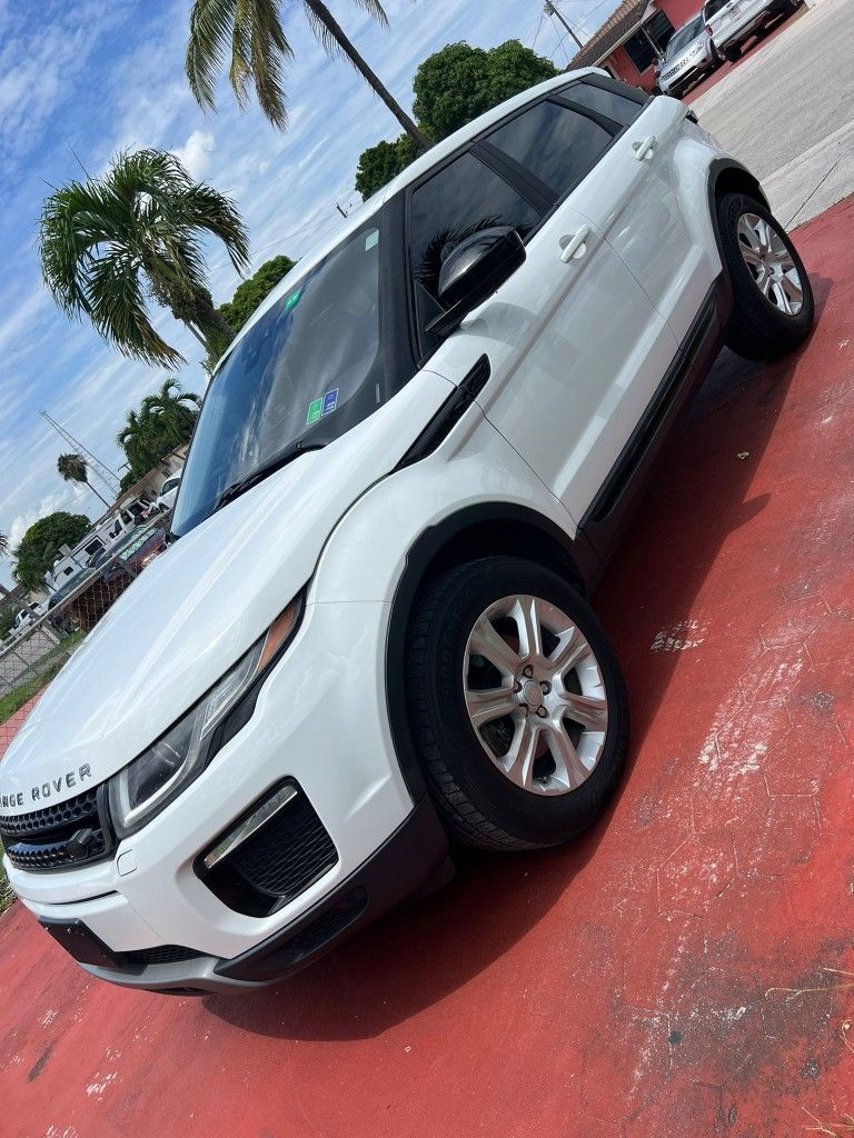 Range Rover Evoque 2017 Título Limpio 15mil Cash