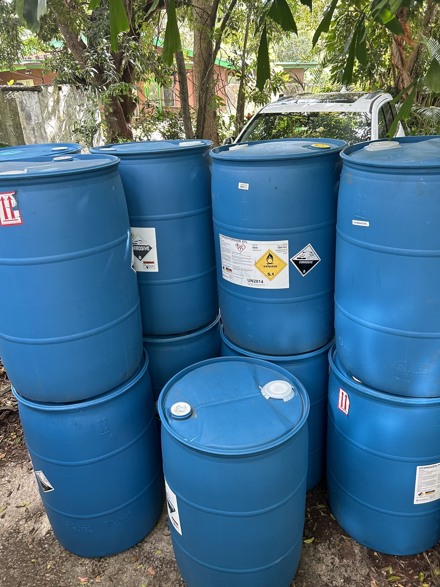 PLASTIC 55 GALLON DRUMS $20