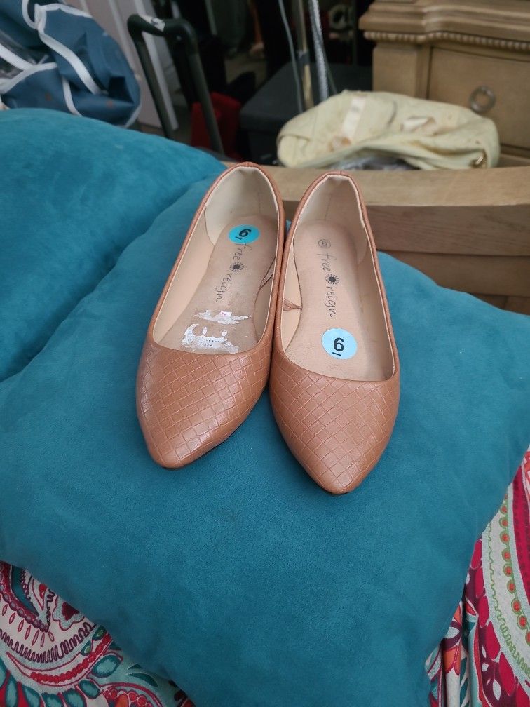Shoes