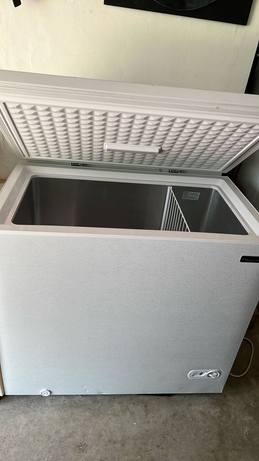 Magic Chef Chest Freezer 7 Cu Ft