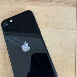 iPhone SE-Excellent Condition 
