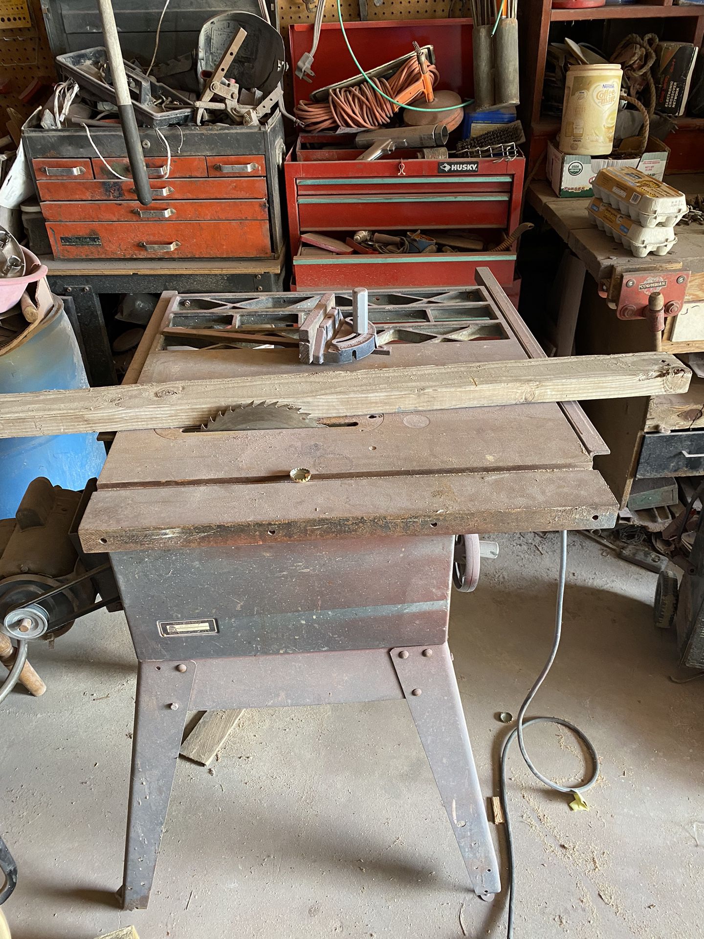 Table Saw With Stand 