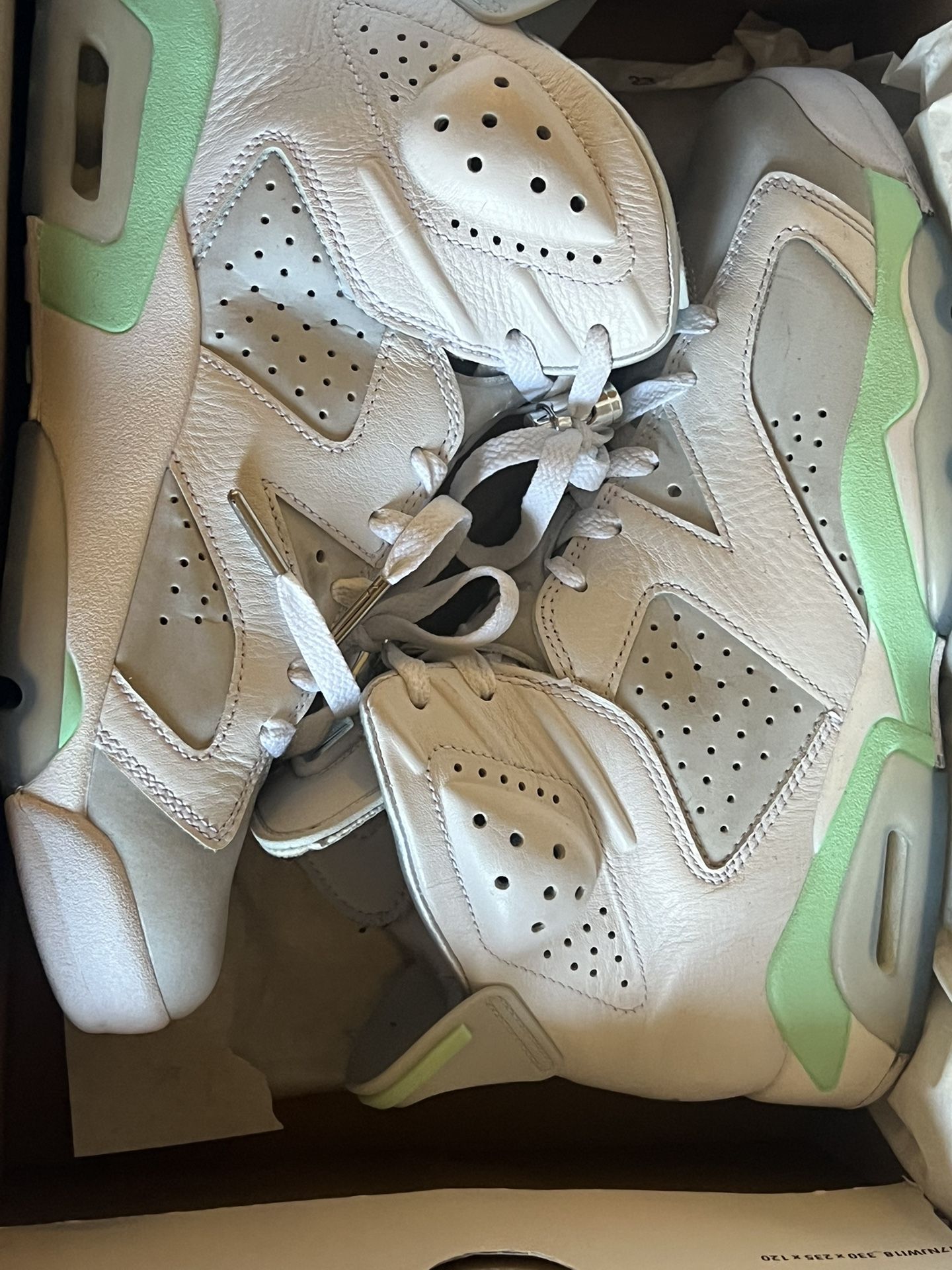 Women’s Jordan 6s