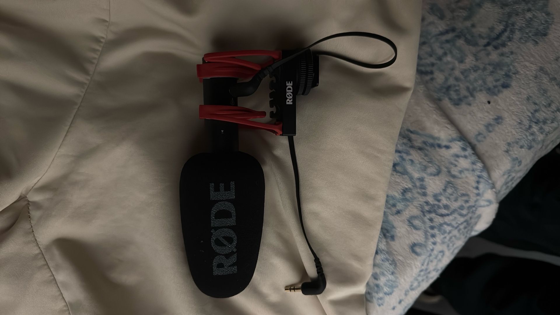 Rode VideoMic GO II Camera-Mount Lightweight Directional Microphone (2nd Gen)