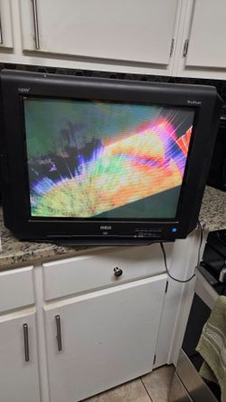 RCA 20" 20F514TD DVD Combo Component Stereo 2007 CRT TV no remote. Tested